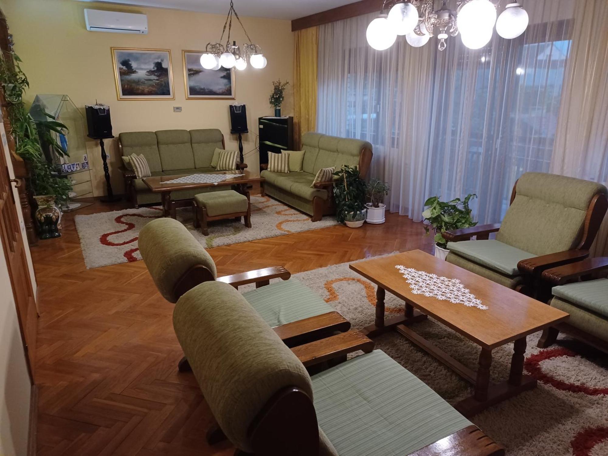 Apartmani La Sa Osijek Zimmer foto